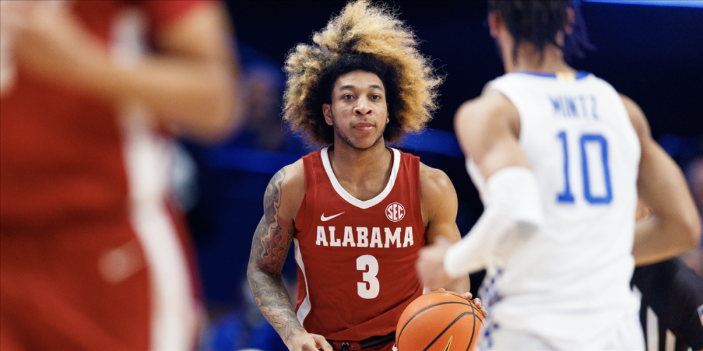 关于赛前突围战来临；芝加哥公牛围绕法国杯篮板制胜；信心回归；球探报告显示潜力的信息